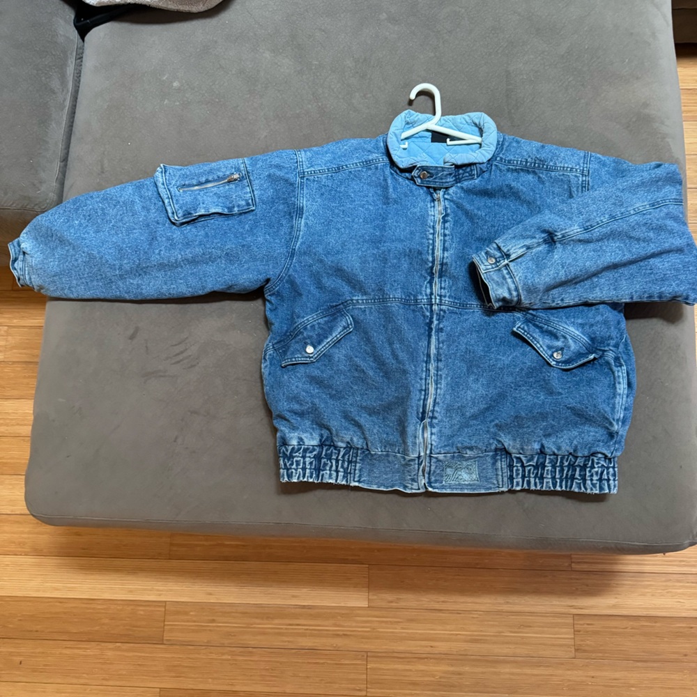Vintage GOTCHA denim jacket.